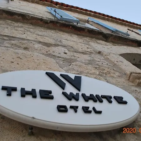 فندق The White 2*